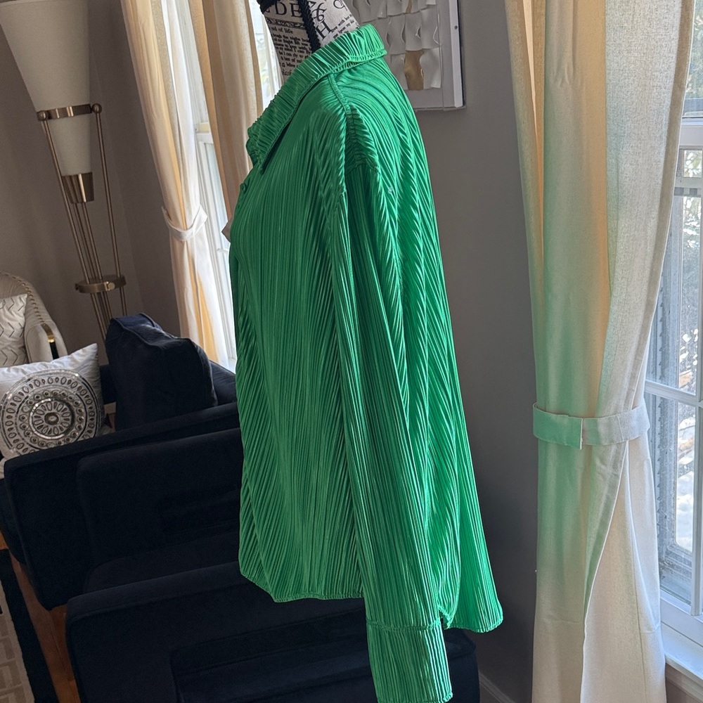 Good American Vibrant Green Skirt